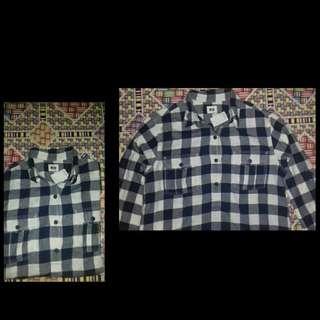 Blus flanel uniqlo