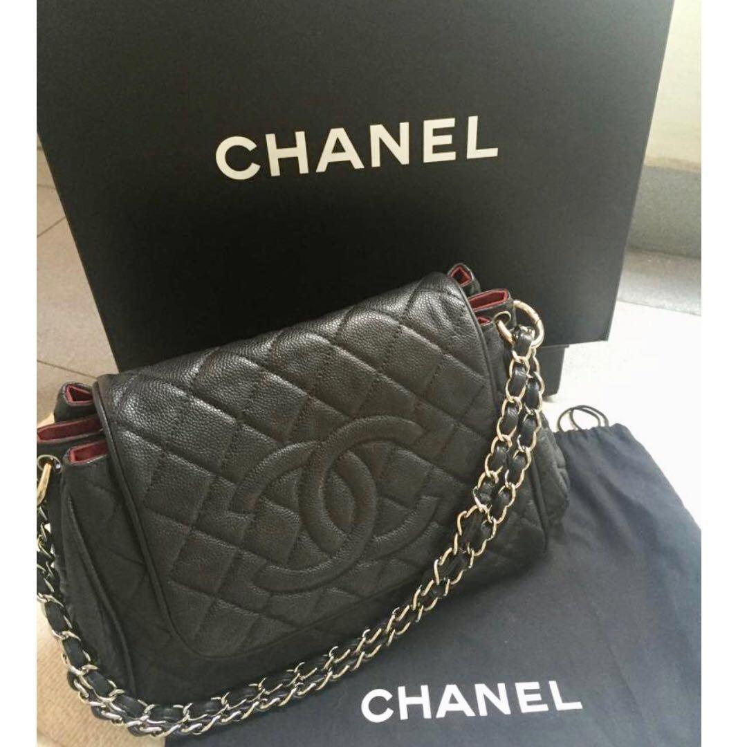 AUTH Chanel Accordion Flap Bag Black Caviar Leather, Women's Fashion, Bags  & Wallets, Tote Bags on Carousell