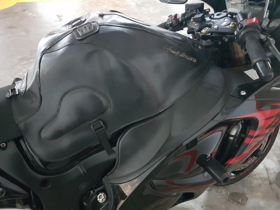 Hayabusa tank hot sale bra