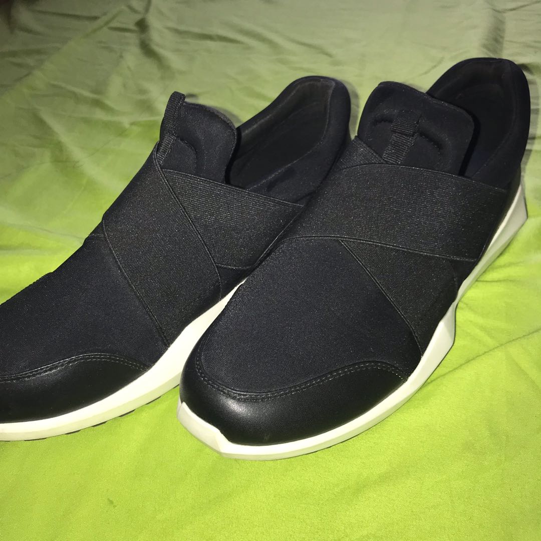 Cat Arambulo X Dr Kong Women S Fashion Shoes On Carousell