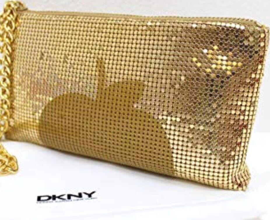 gold wristlet bag