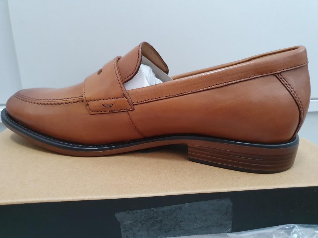 Dockers flyweight leather shoe