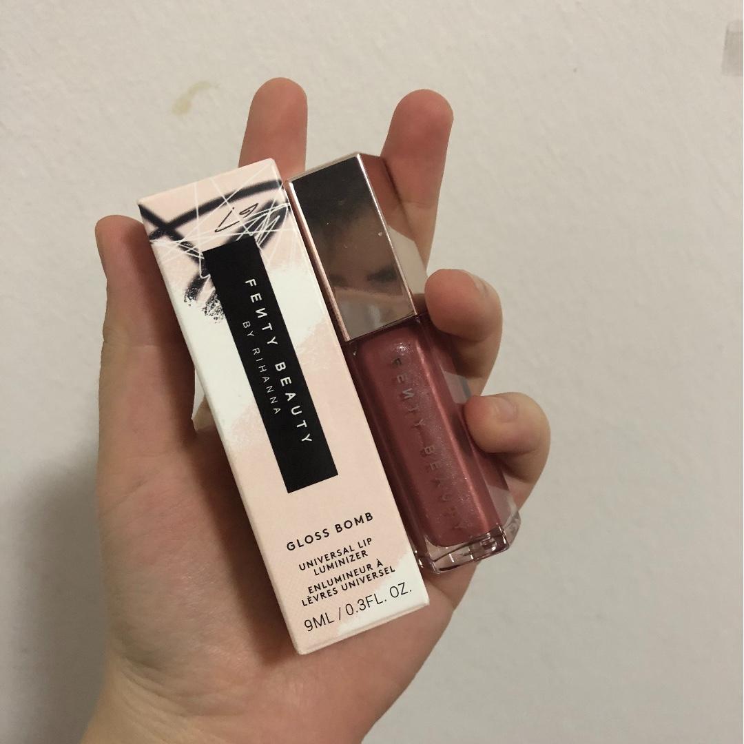 Fenty Beauty Universal Lip Luminizer Gloss Bomb Shade Fussy Health Beauty Makeup On Carousell