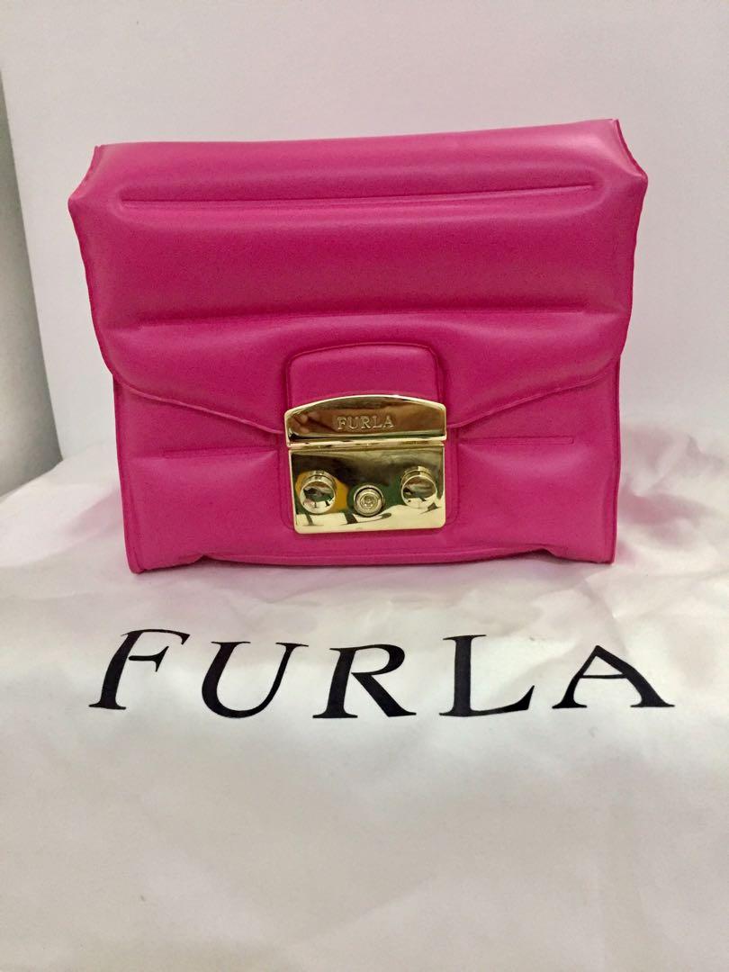 Furla metropolis oxygen clearance