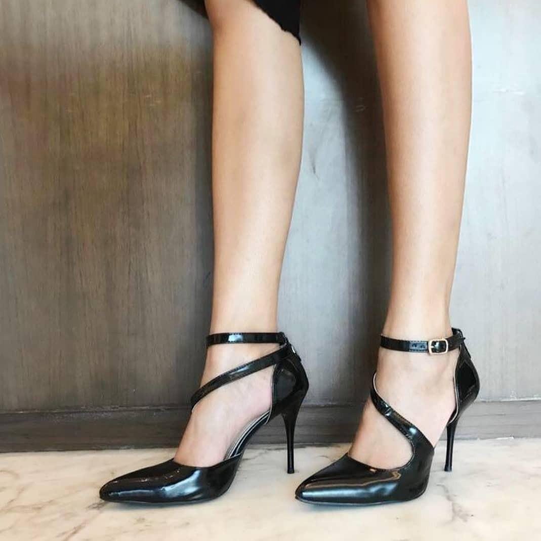 High Heels Sepatu Kerja Hitam Women S Fashion Women S Shoes On Carousell