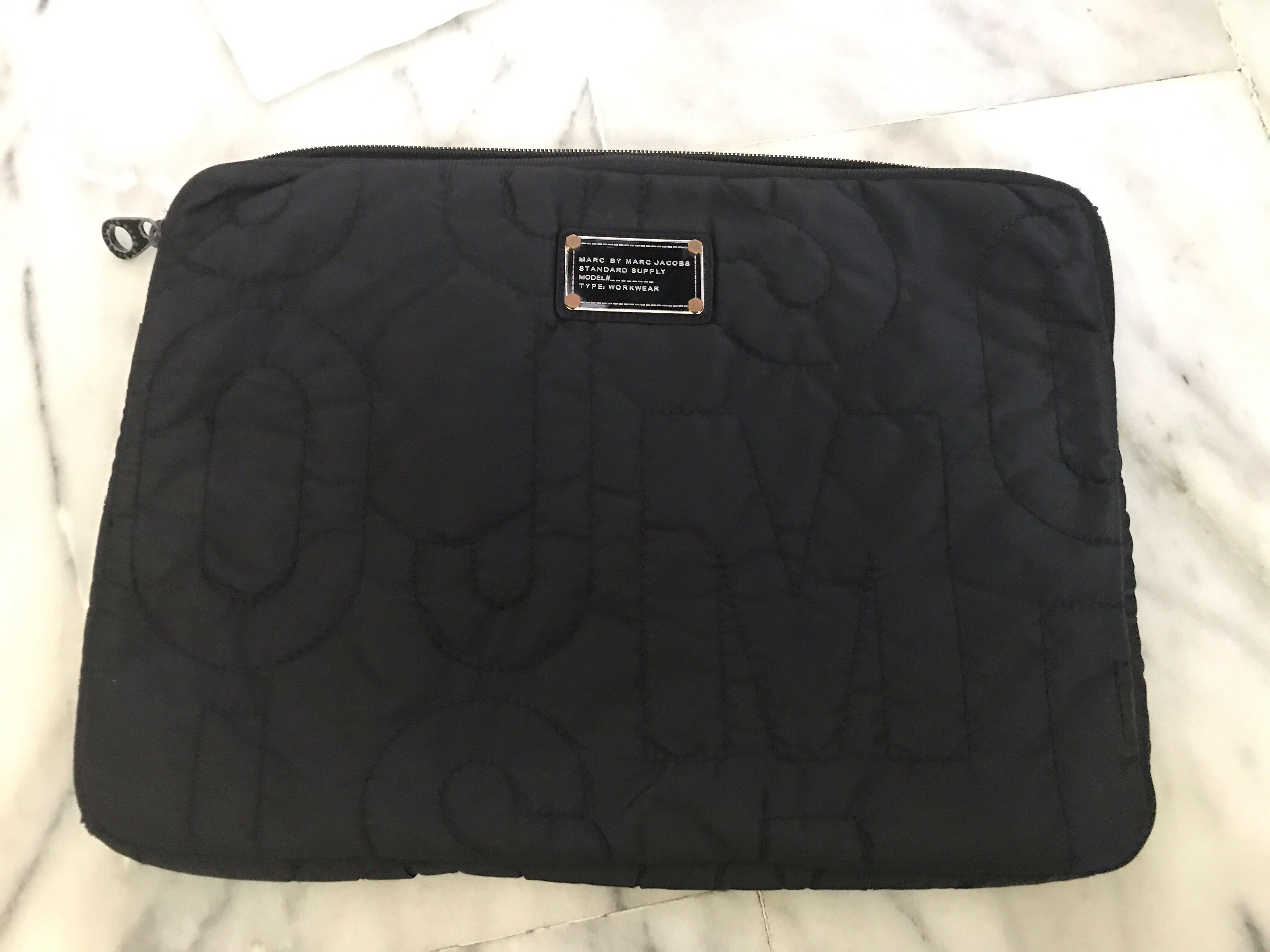 Marc jacobs laptop case 15 online