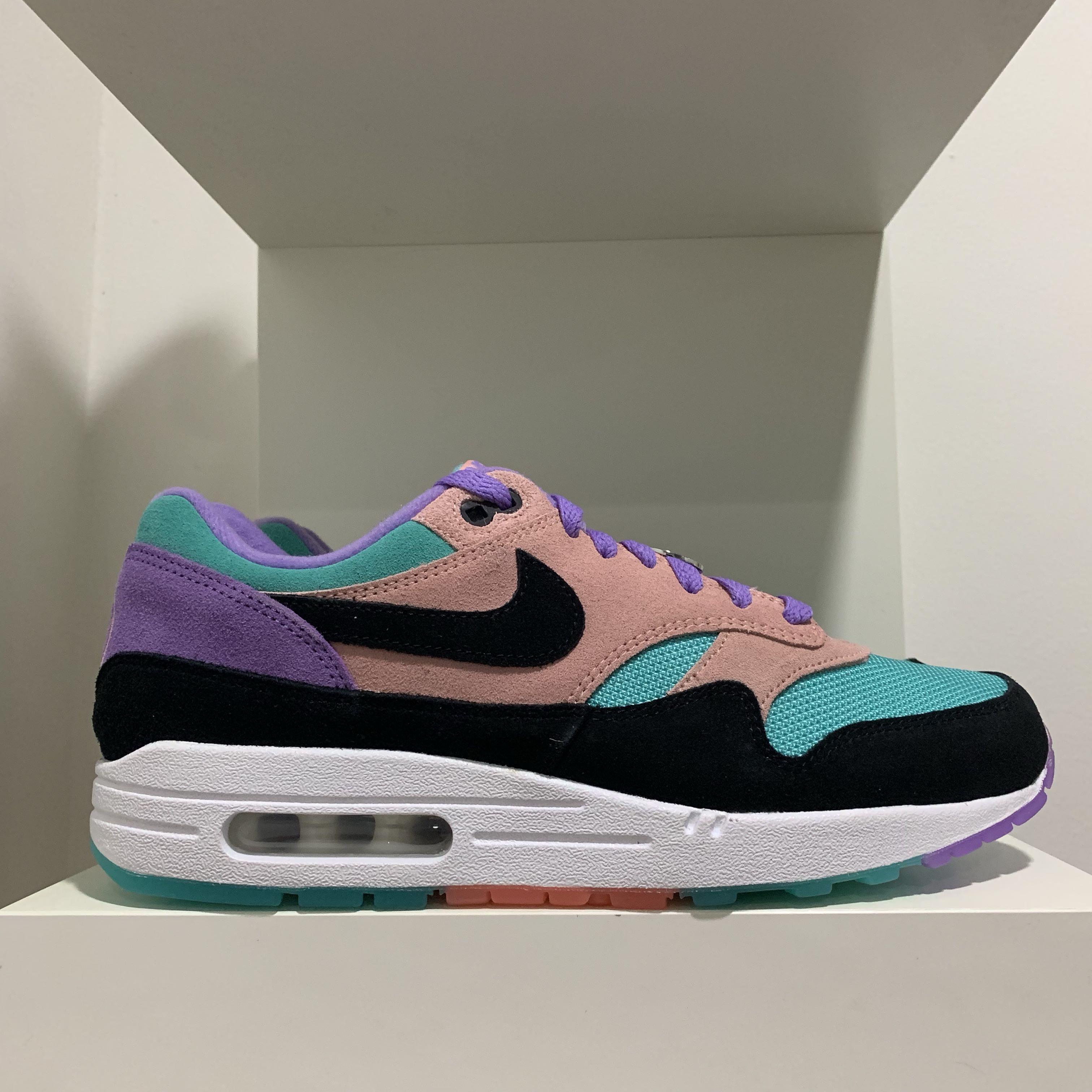 nike air max 1 have a nike day