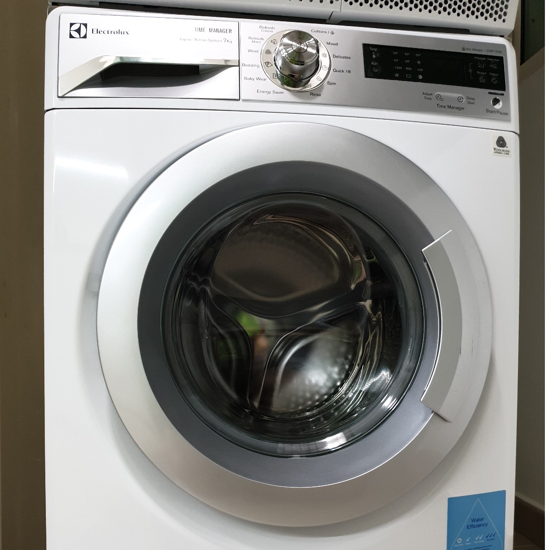 Perfect Cond. Electrolux EWF12732 7kg VapourCare Washing Machine w