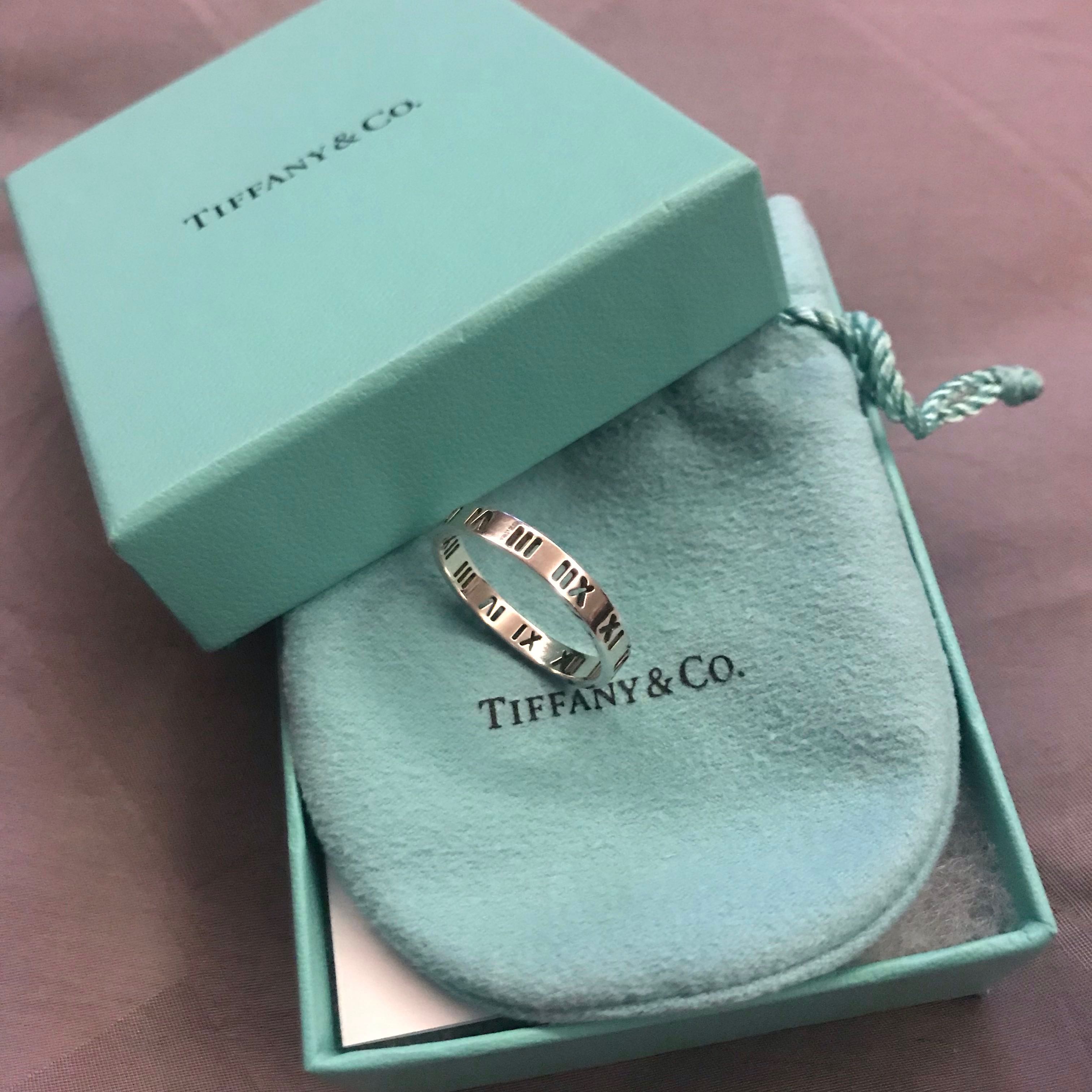 Tiffany & Co. 4.5mm Platinum Classic Mens Wedding Band Size 10 RRP $25 –  Catherine Trenton Jewellery