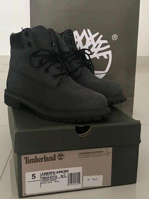 Timberland Ladies/ Junior waterproof grey boots, Women's Fashion, Footwear,  Boots on Carousell