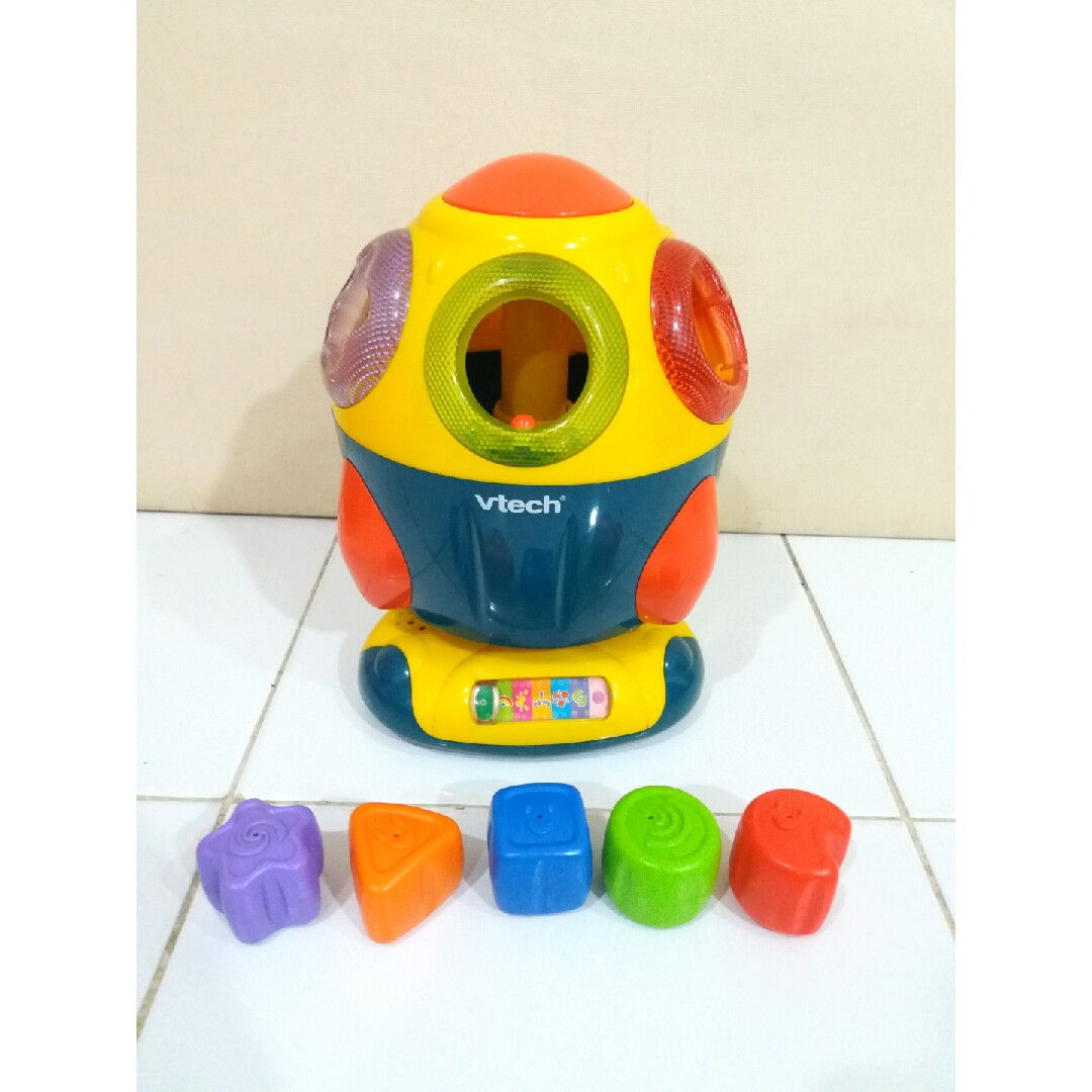 Vtech shape shorter rocket, Bayi & Anak, Mainan & Baby Walker di Carousell