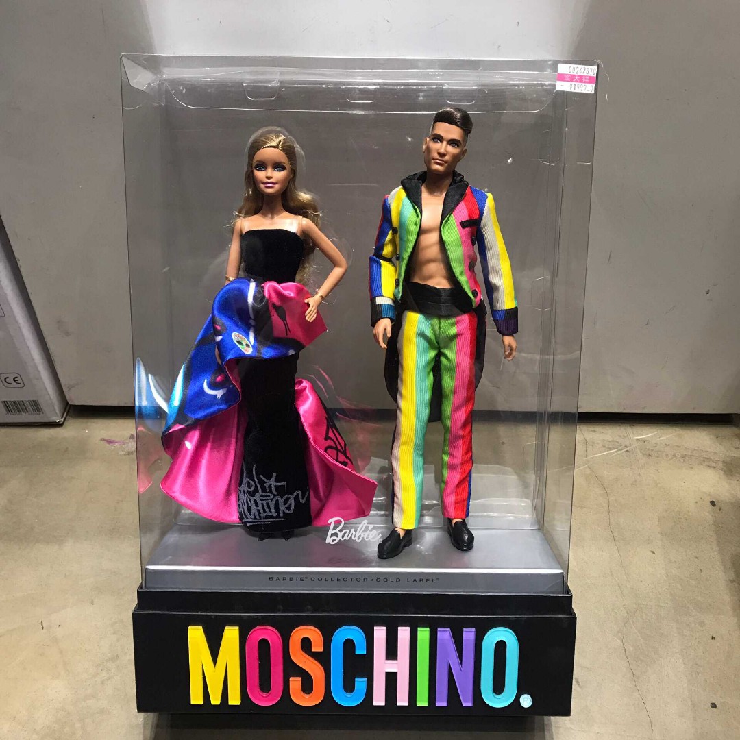 vrije tijd Afgekeurd Partina City 🆕 Moschino Barbie & Ken Doll - Limited Edition 2016 Jeremy Scott (Gold  Label), Toys & Games, Other Toys on Carousell