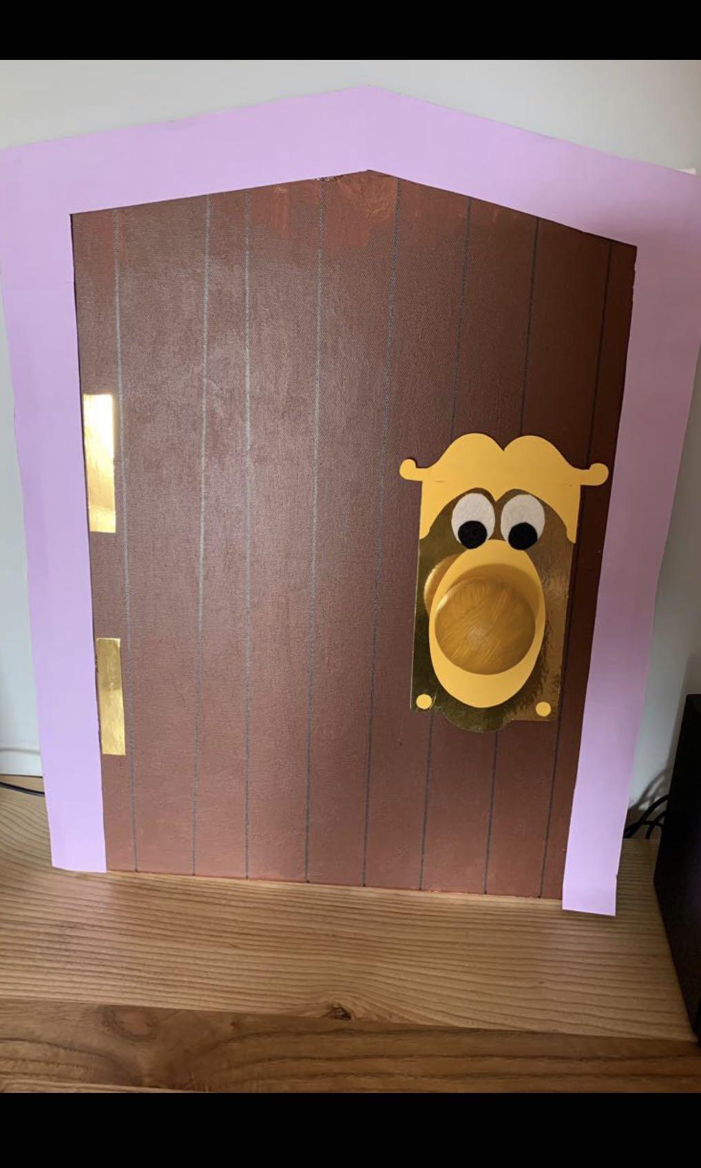 Alice In Wonderland Door Decoration Design Craft Handmade