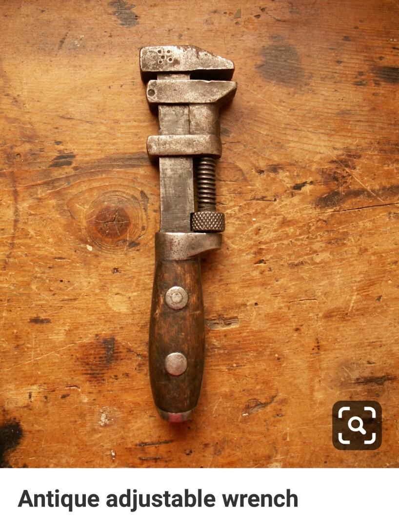ANTIQUE ADJUSTABLE SPANNER, Furniture & Home Living, Home Decor, Vases & Decorative Bowls on