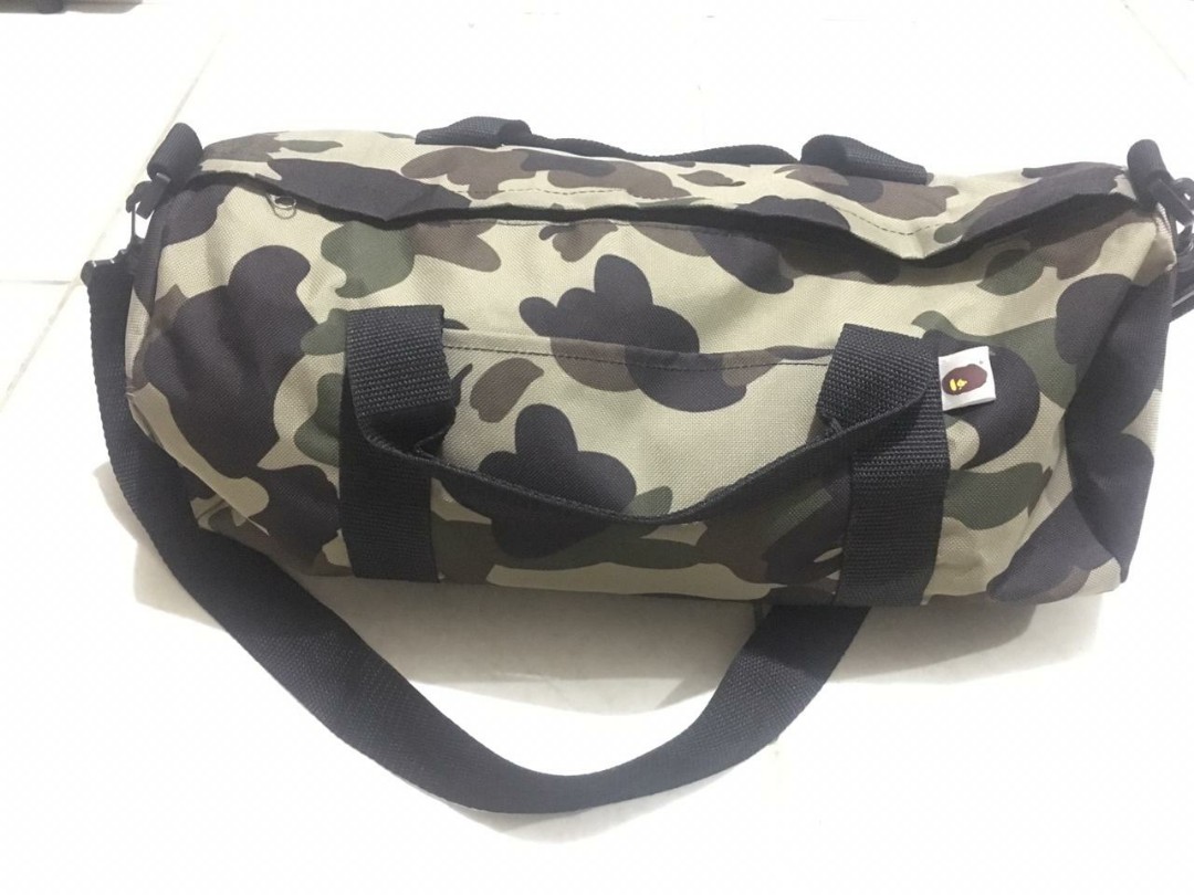 Bathing Ape Duffle Bag Original Japan Magazine Appendix Bape Fesyen Pria Tas Dompet Tas Selempang Di Carousell