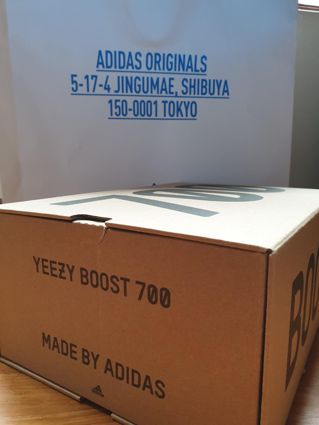 BNWT Yeezy Boost 700 sz40.2 3 fr Tokyo Men s Fashion Footwear Sneakers on Carousell