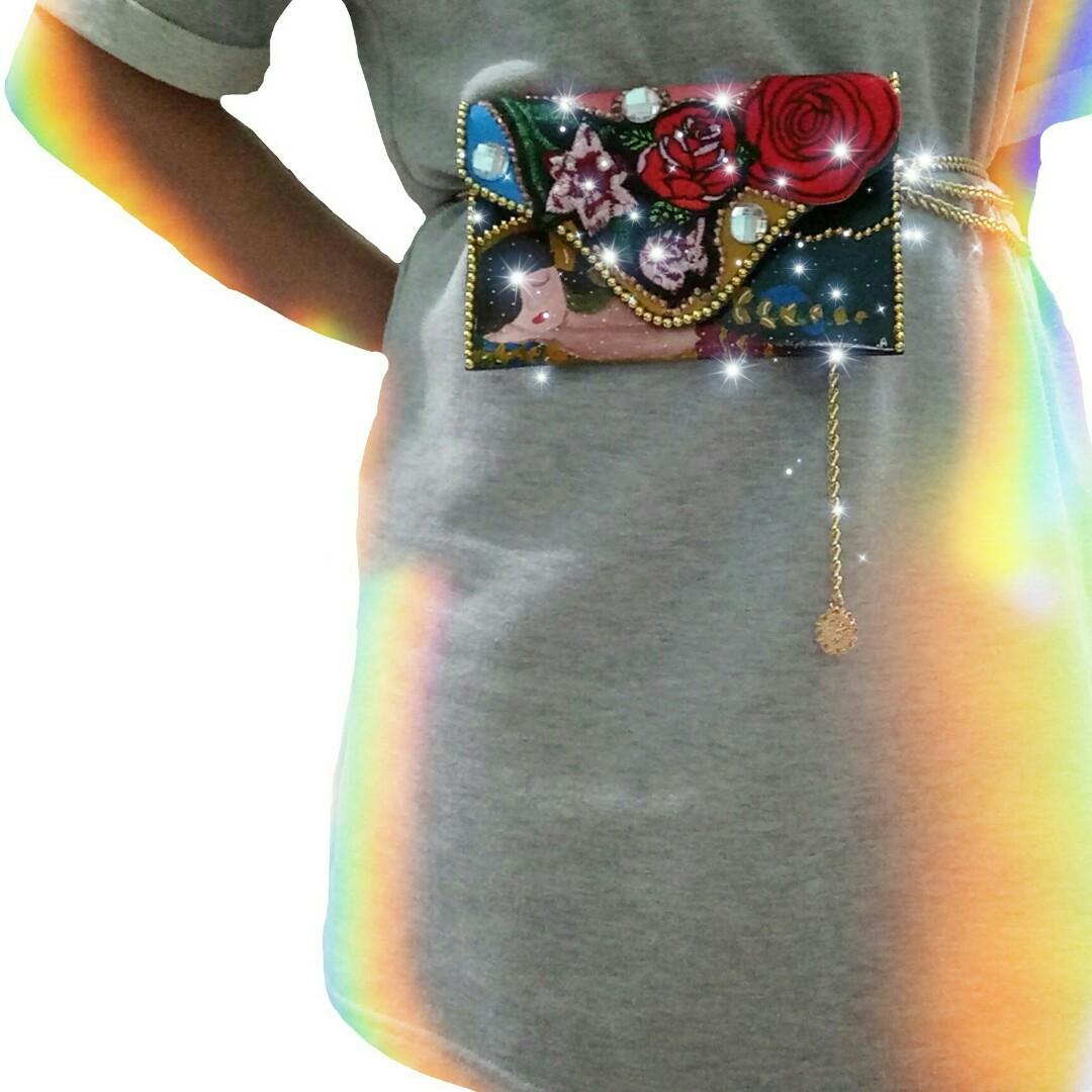 Dame Endormido Handpainted (Category: Beach Bags) located in Quezon City. Submitted by fuzzmnl (Listing ID 221877838, Image 3). Description: Gold chain with design + leather belt 599.00 Plain gold chain (one layer) + leather belt 450.00 Leather belt only 350.00 Check out my ig account @dipmeinpaint #winyogurt #listforsm #EndGameYourExcess.