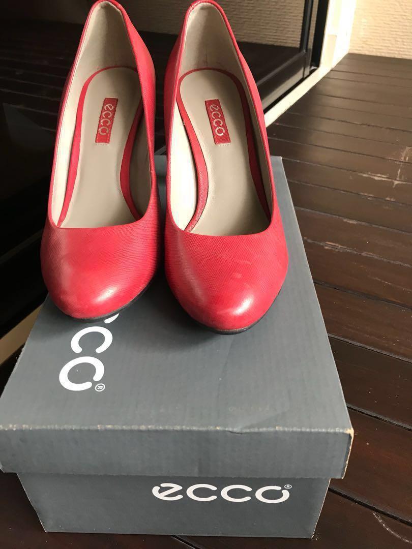 Ecco on sale chili red