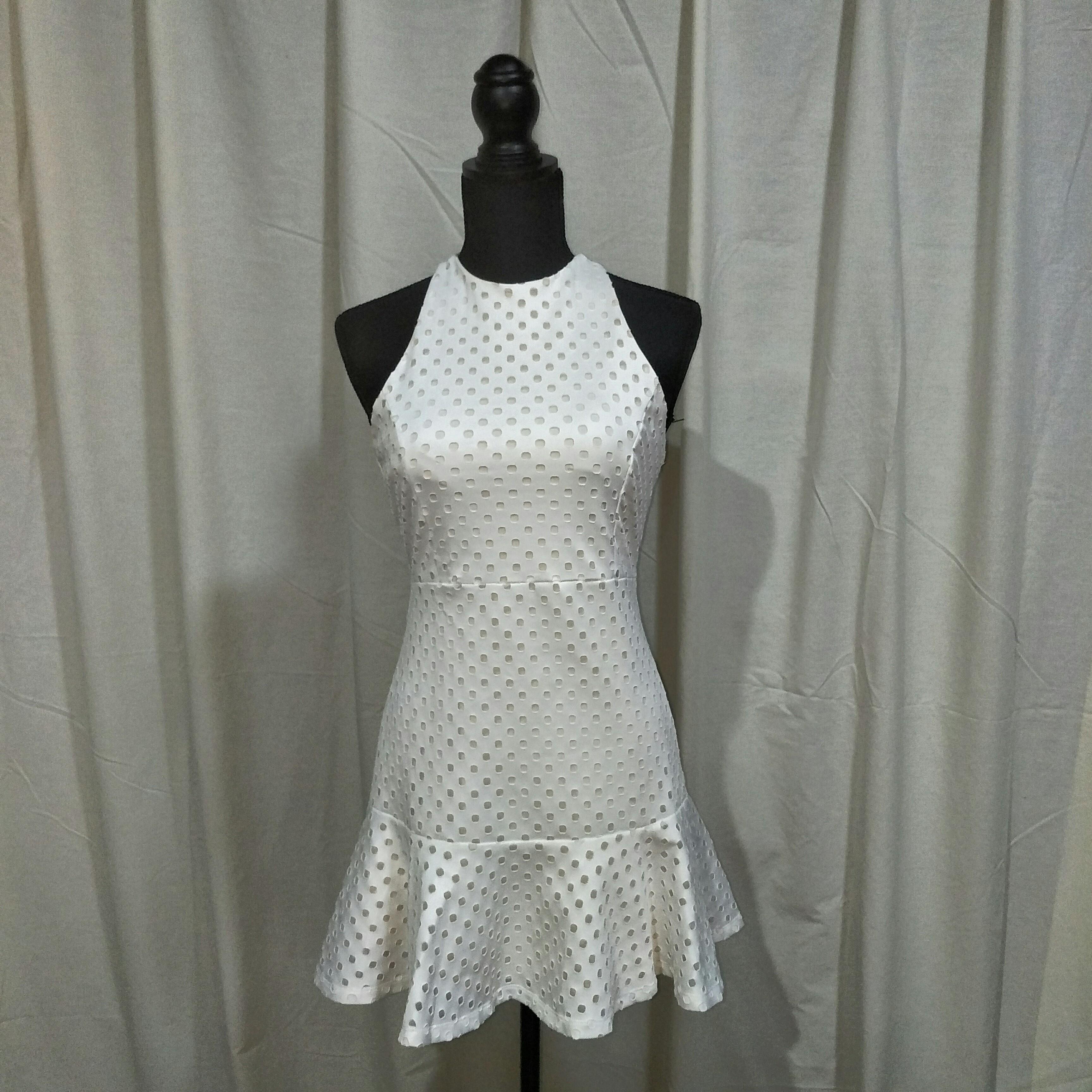For Sale Do Be White Neoprene Cocktail Dress Women S Fashion Clothes Dresses Skirts On Carousell
