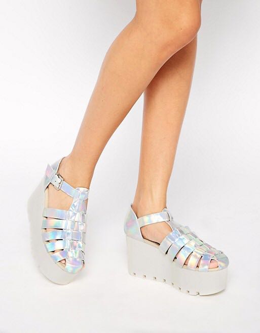 Holographic flatforms hotsell