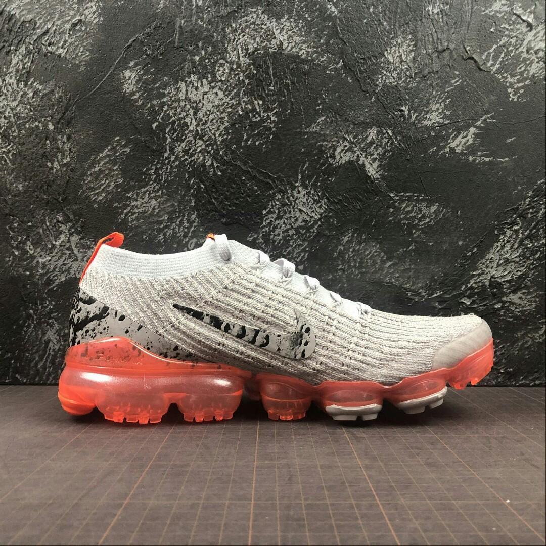 nike air vapormax 3.0 moon landing