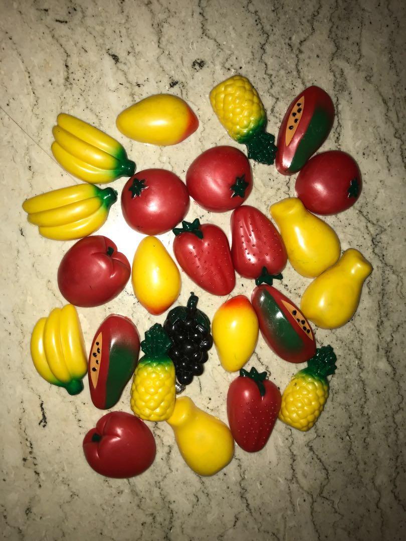 Ref mrigirator magnets (Category: Refrigerators and Freezers) located in Manila. Submitted by foxydivas (Listing ID 211942396, Image 2). Description: Made in U.S.A Assorted magnets .