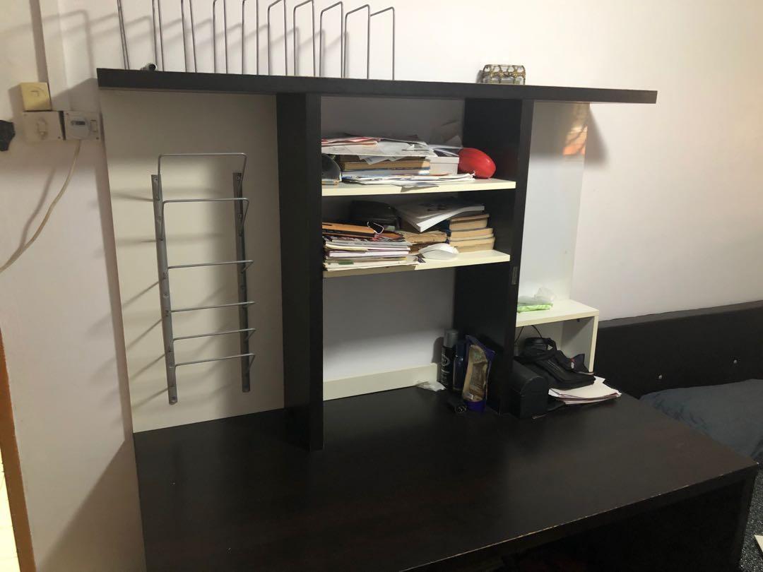 Study table (Category: Tables & Sets) located in Singapore. Submitted by bonjour100 (Listing ID 221851564, Image 2). Description: .