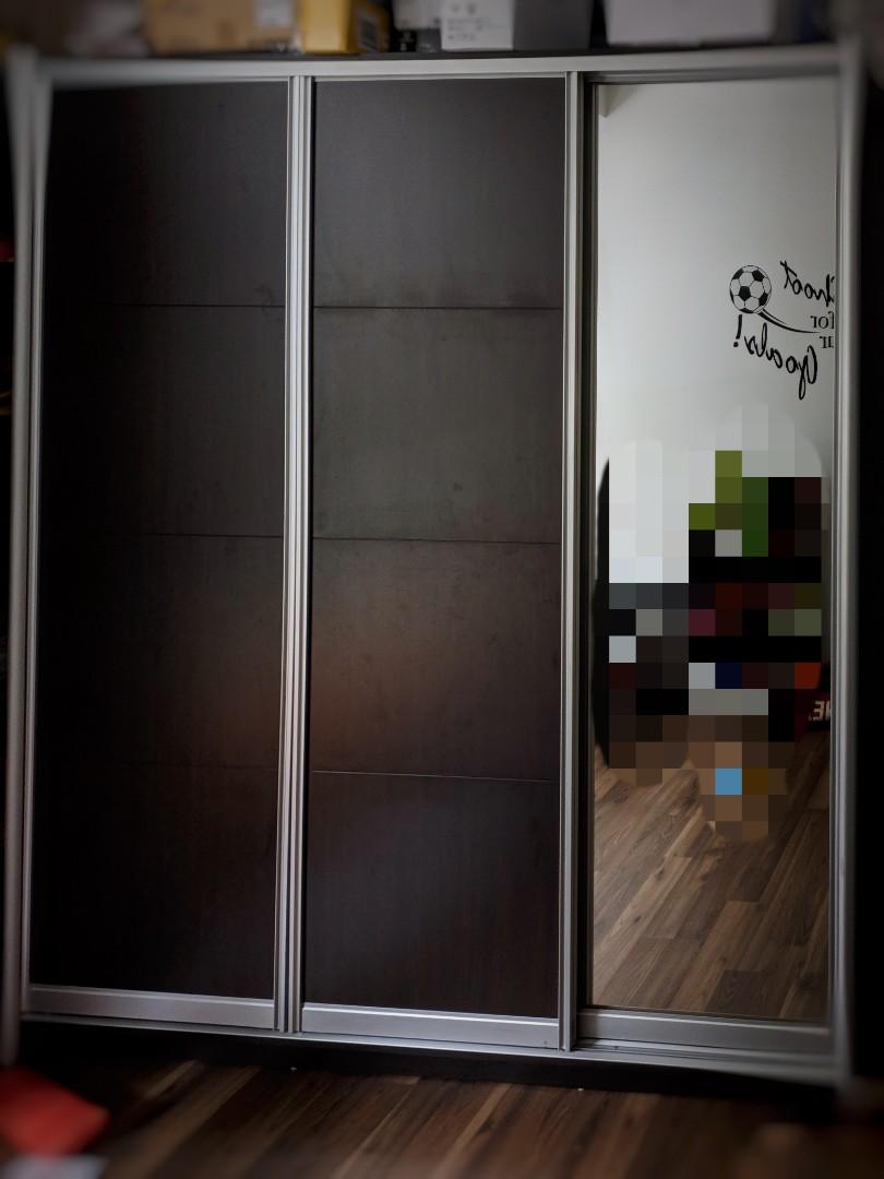Sturdy Cabinet Wardrobe 3 Sliding Doors Mirror U P 1800