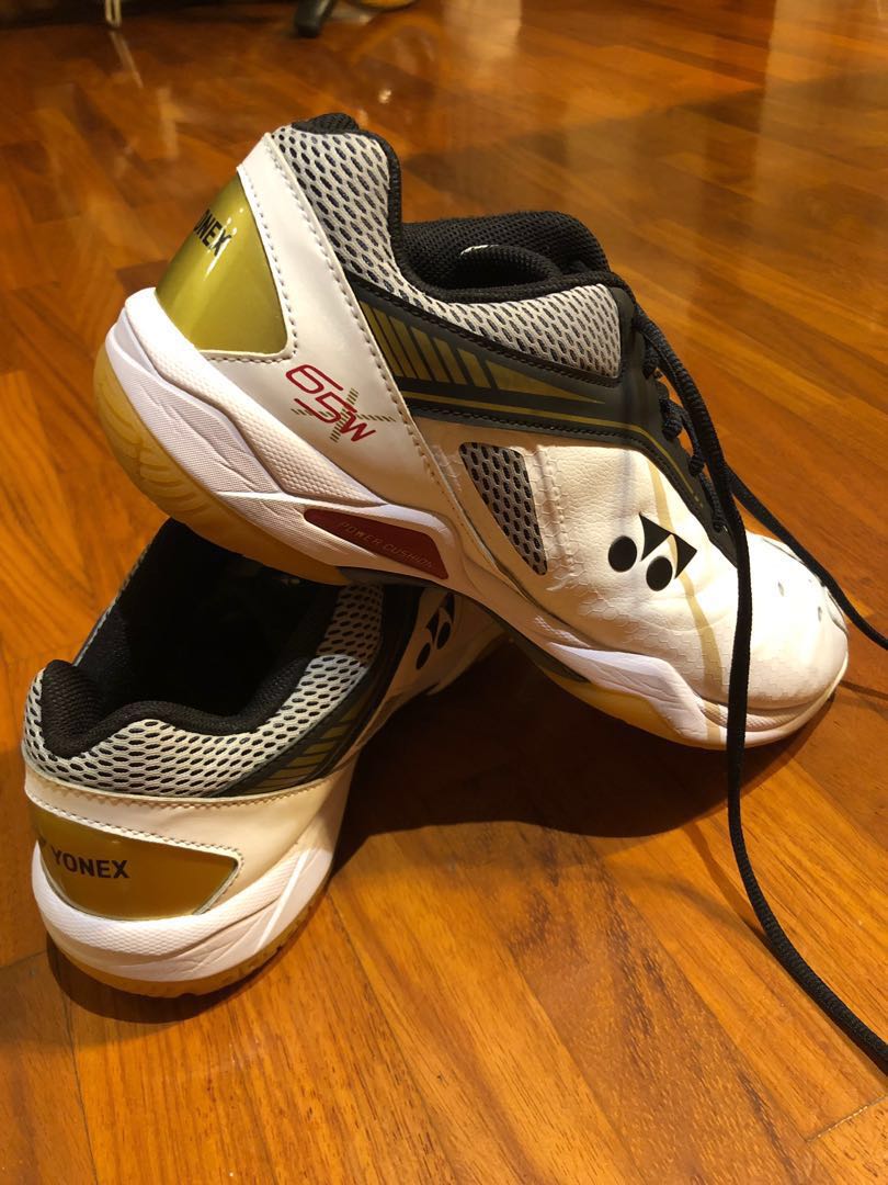 yonex power cushion 65 x wide