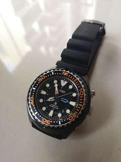 Seiko Prospex Kinetic GMT SUN023