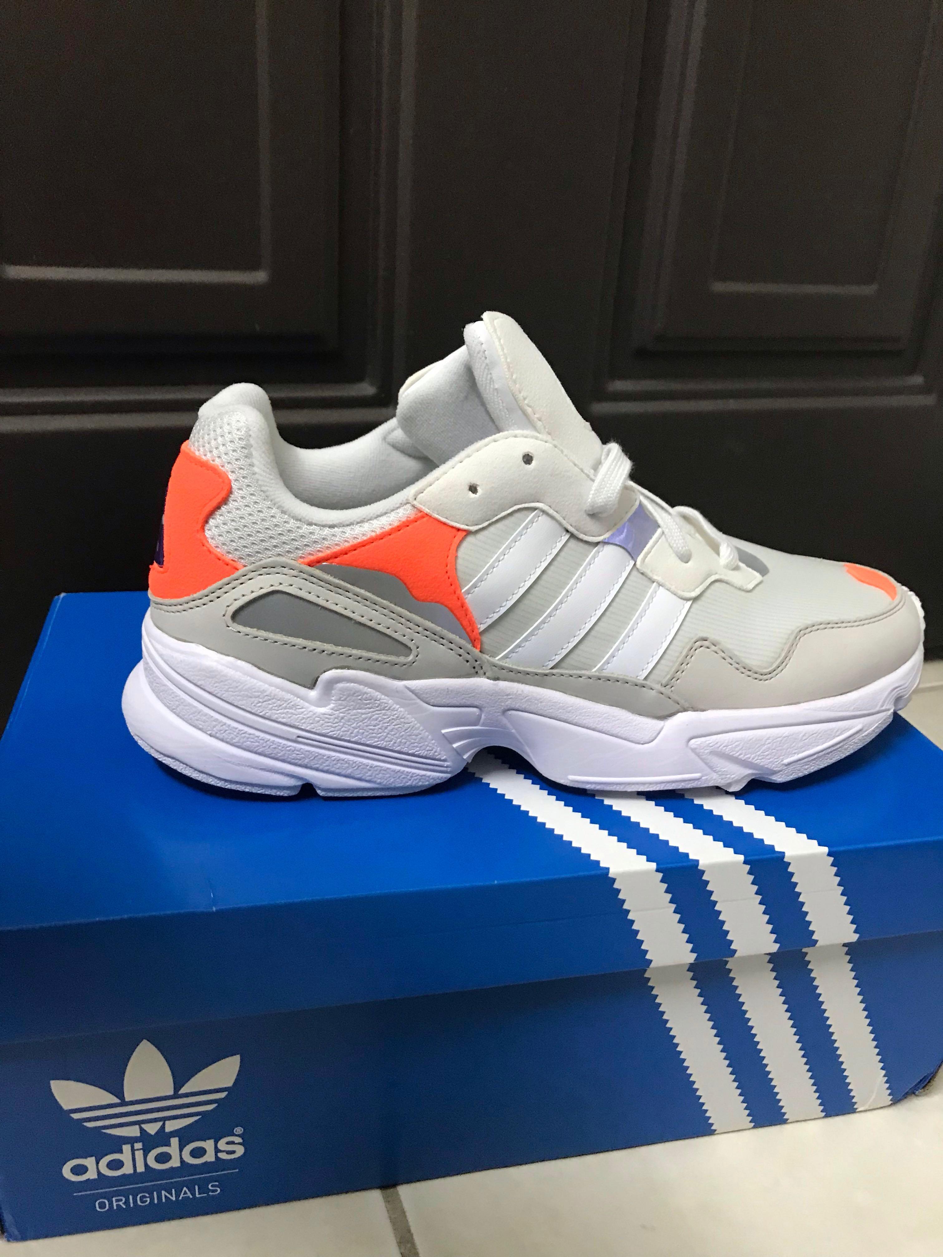 Adidas original young 96 clearance