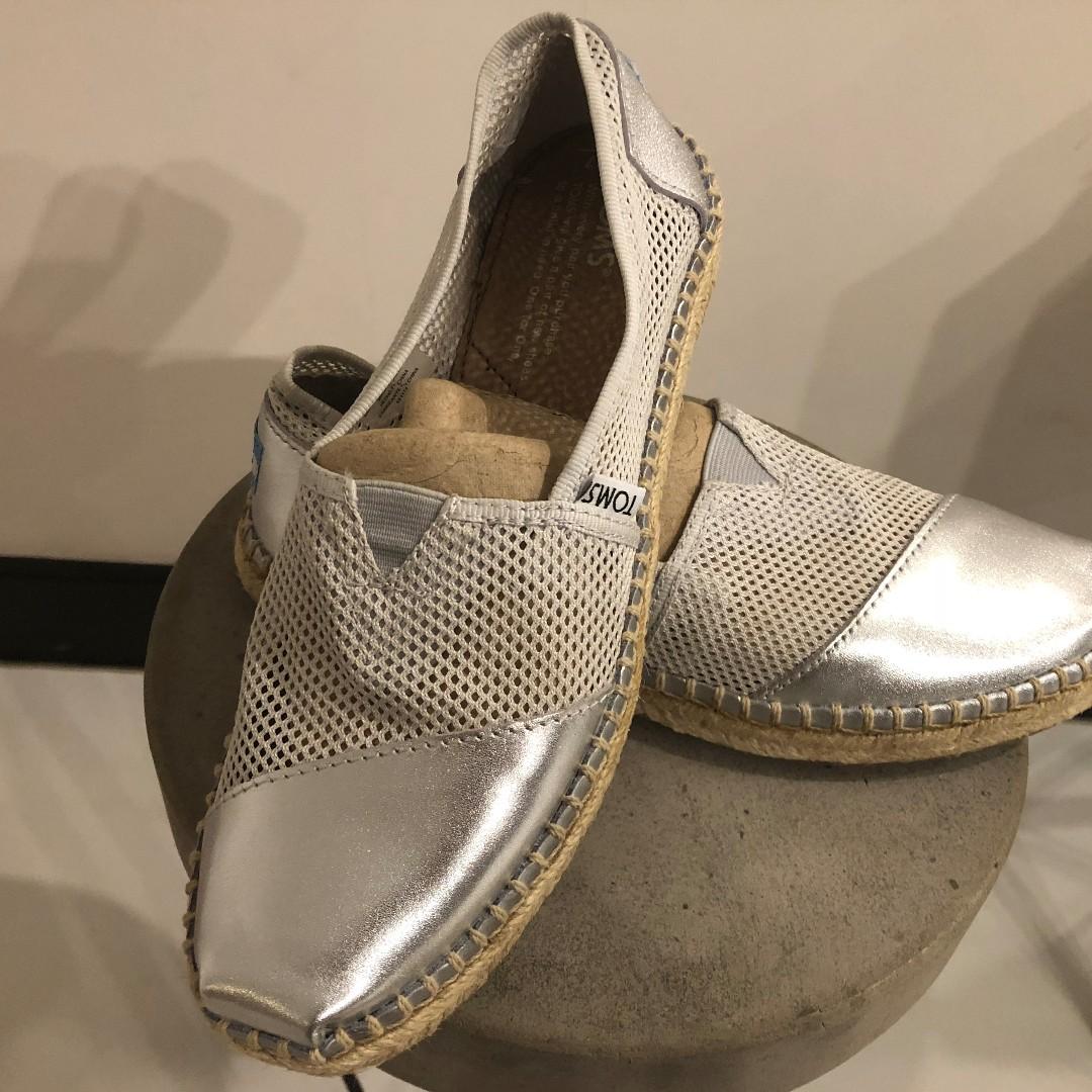 Toms mesh classics cheap
