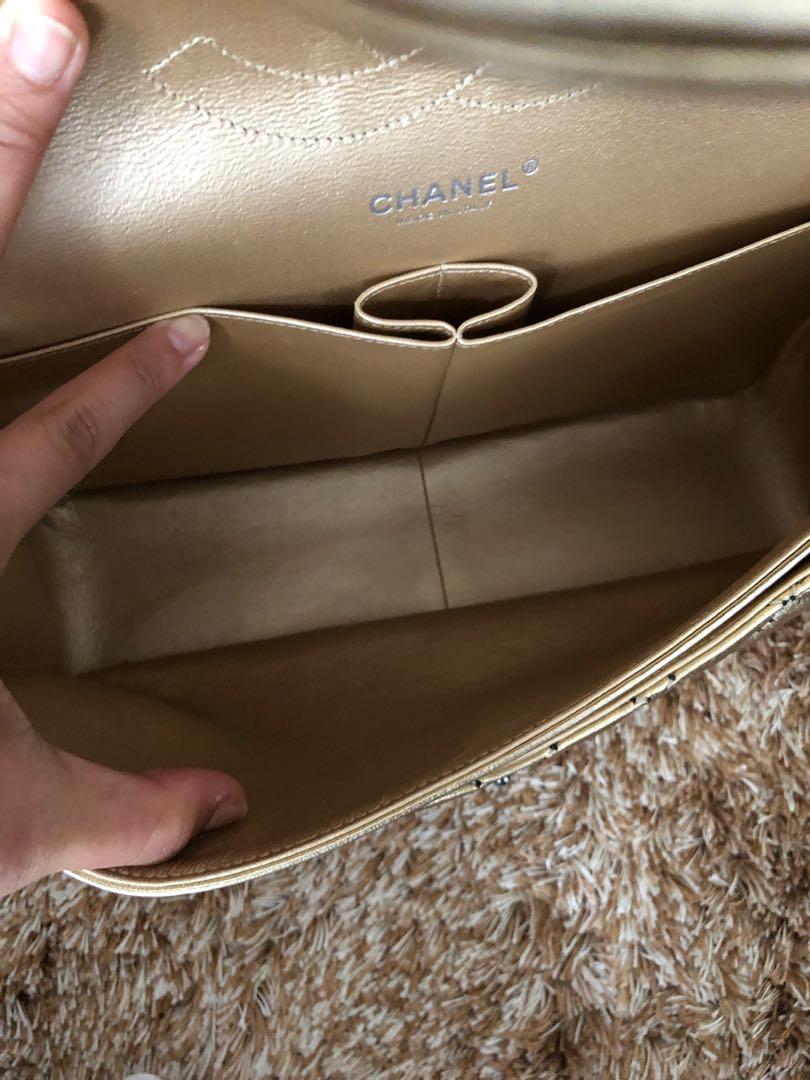 Chanel Jumbo Gold Lamb SHW 19, Luxury, Bags & Wallets on Carousell