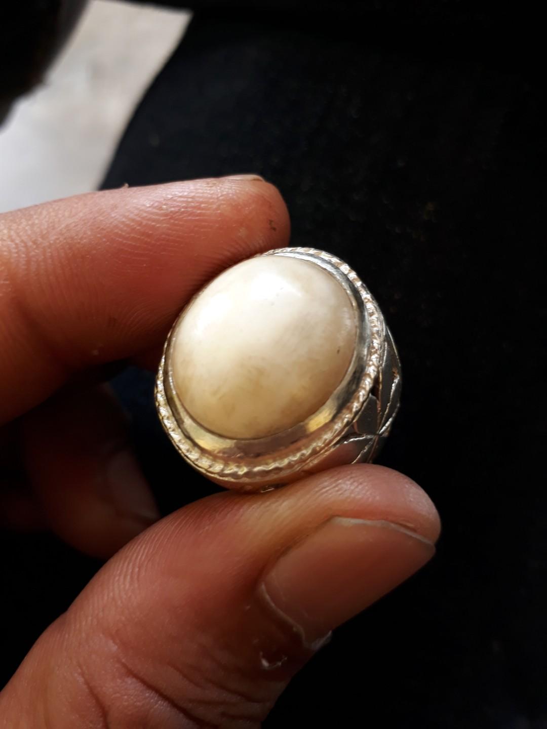 Cincin Tanduk Rusa Putih Antiques Vintage Collectibles On Carousell