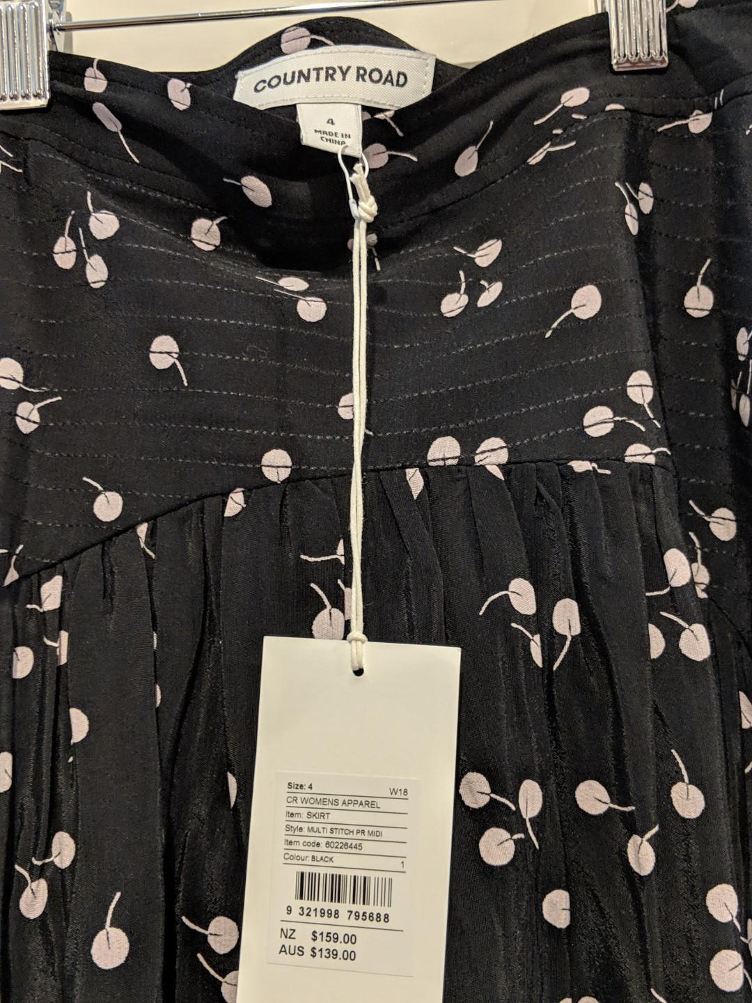 Country Road Midi Skirt Bnwt Size 4 Women S Fashion Clothes On Carousell
