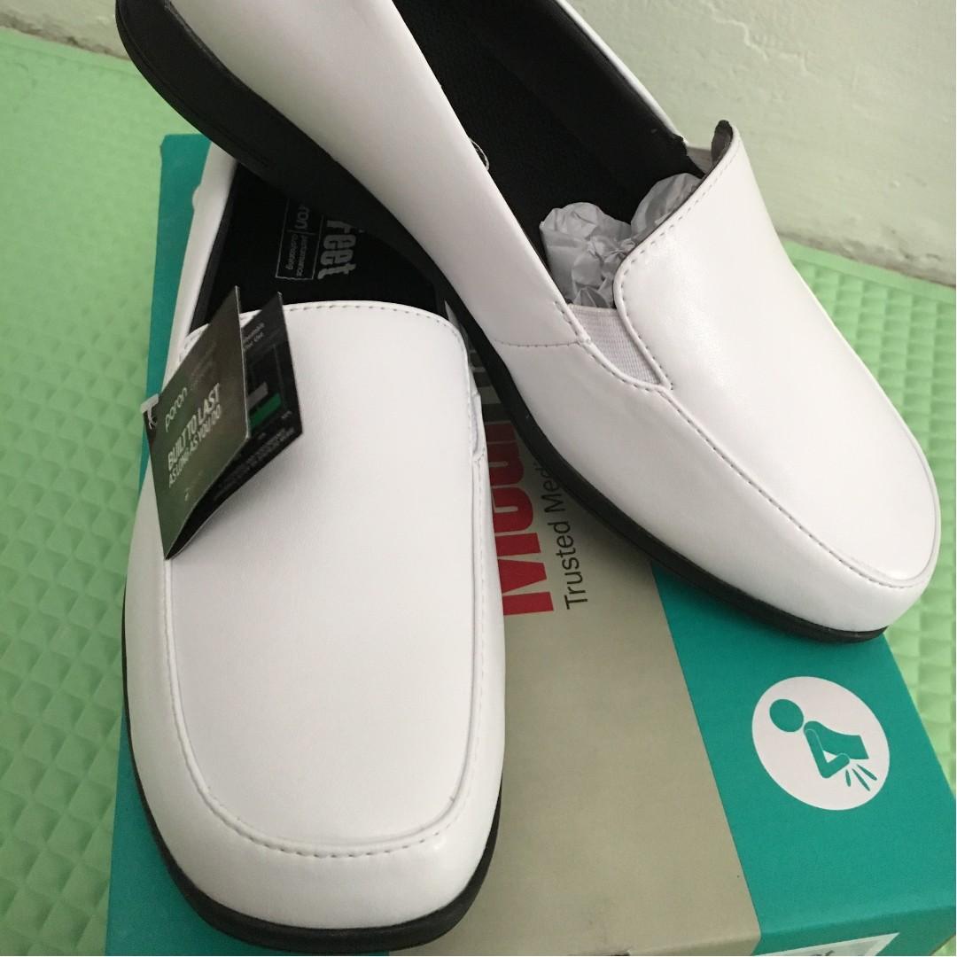 medifeet nurse shoes