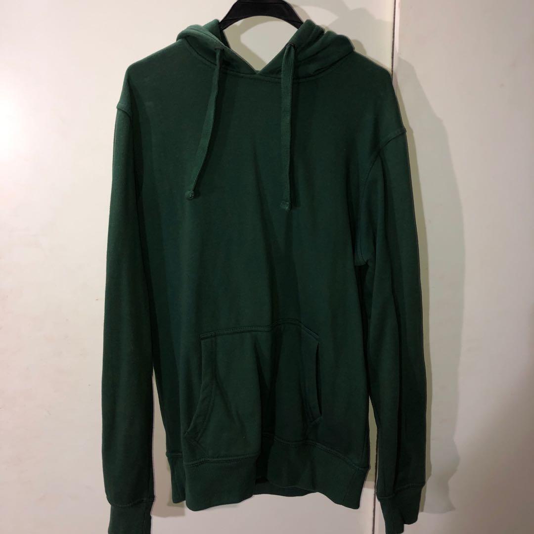 green pull and bear hoodie