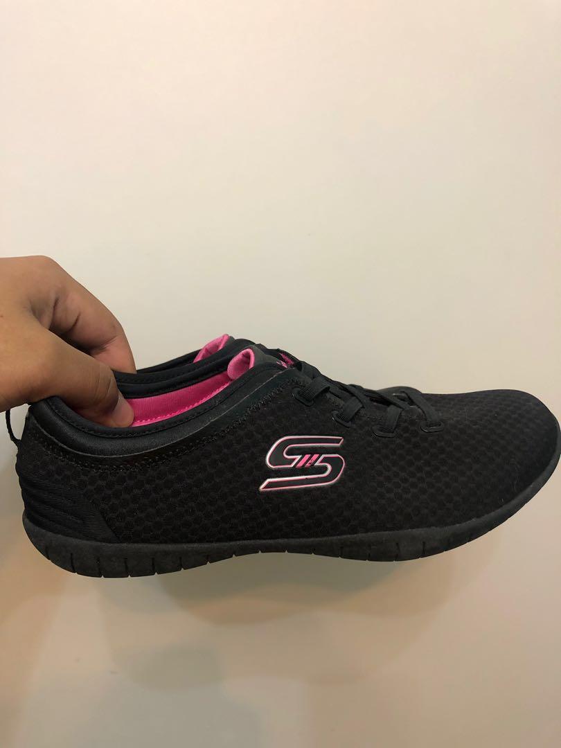 new skechers shoes with memory foam