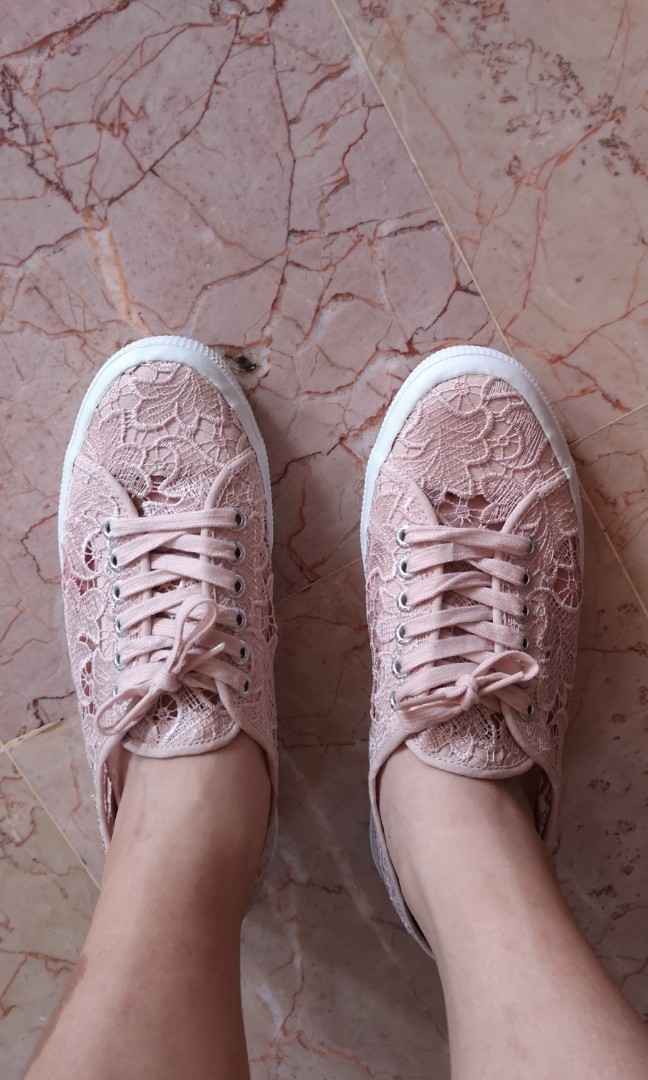 superga in macramè