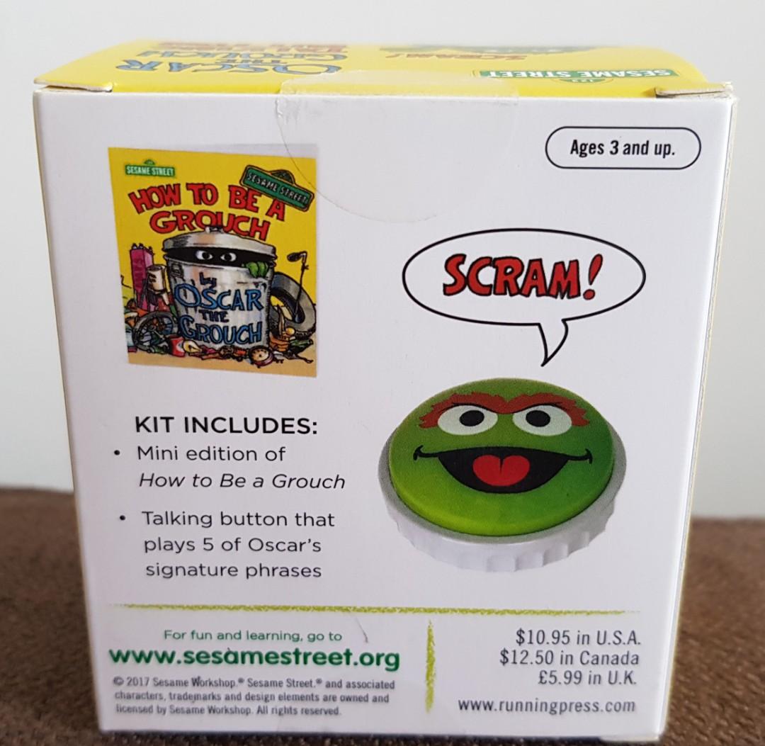 Collectibles Sesame Street Oscar The Grouch Talking Button New In Box Sesame Street Wester Com Br