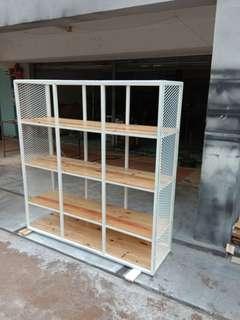 Display Cabinet / Shelving