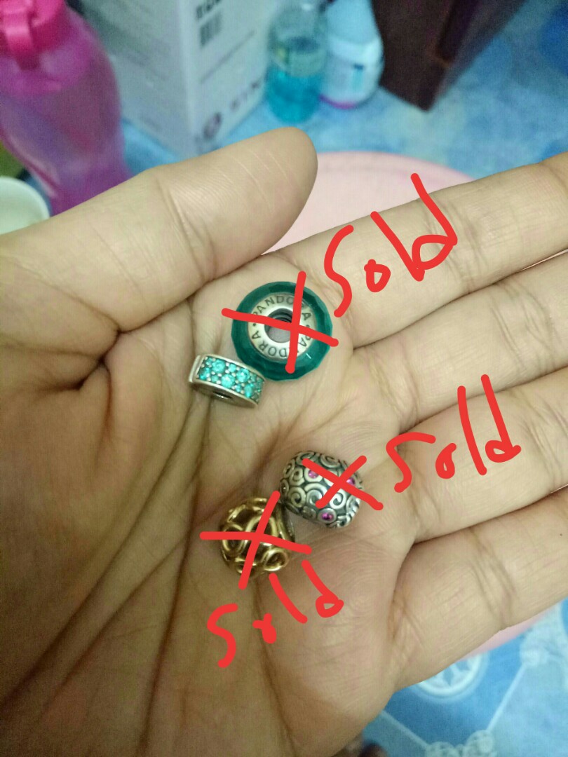 Authentic Pandora Charm, Women's Fashion, Jewelry & Organisers, Charms on Carousell
