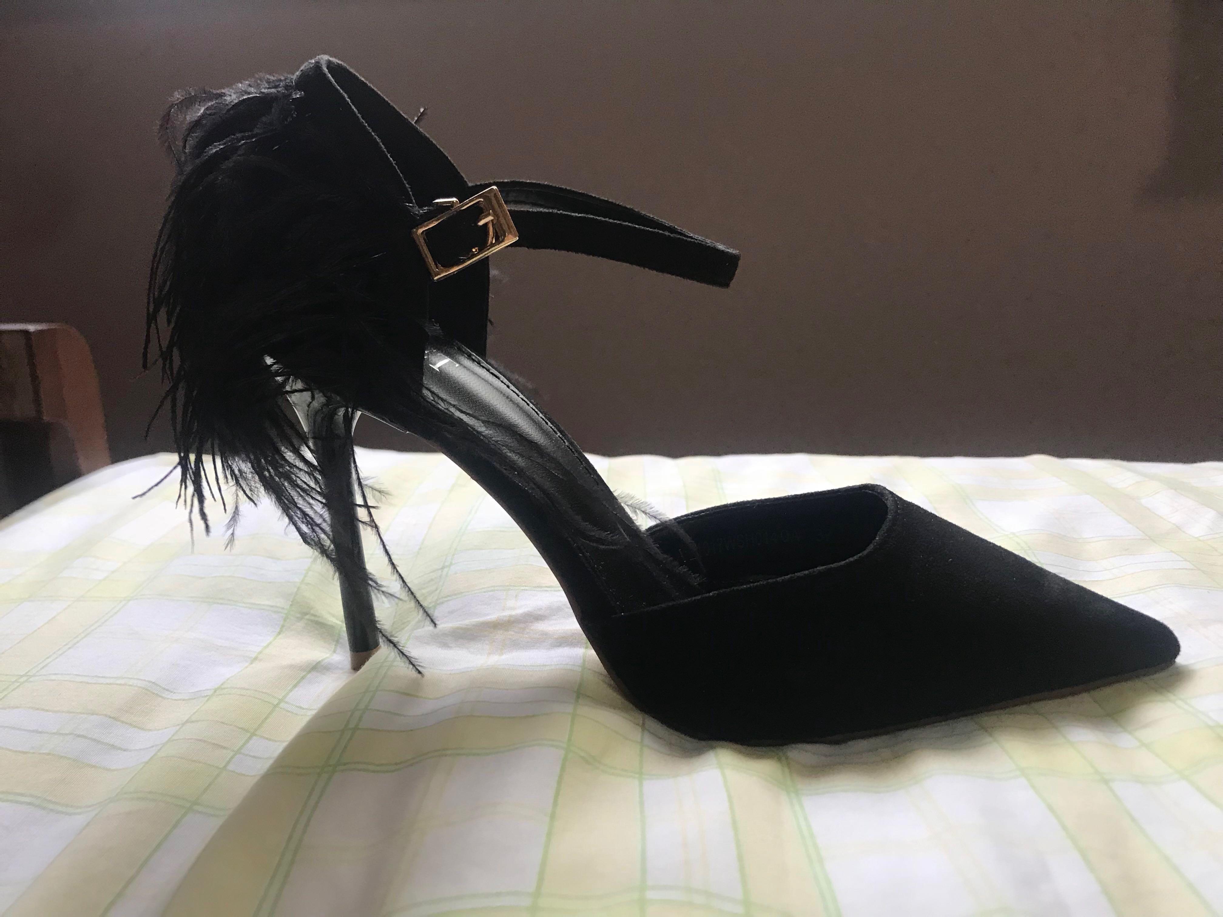 feather black heels