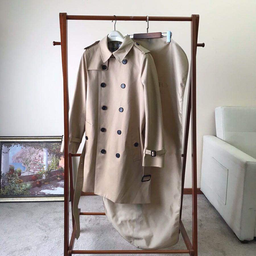 BNWT Authentic Burberry Sandringham Heritage Trench, Men's Fashion