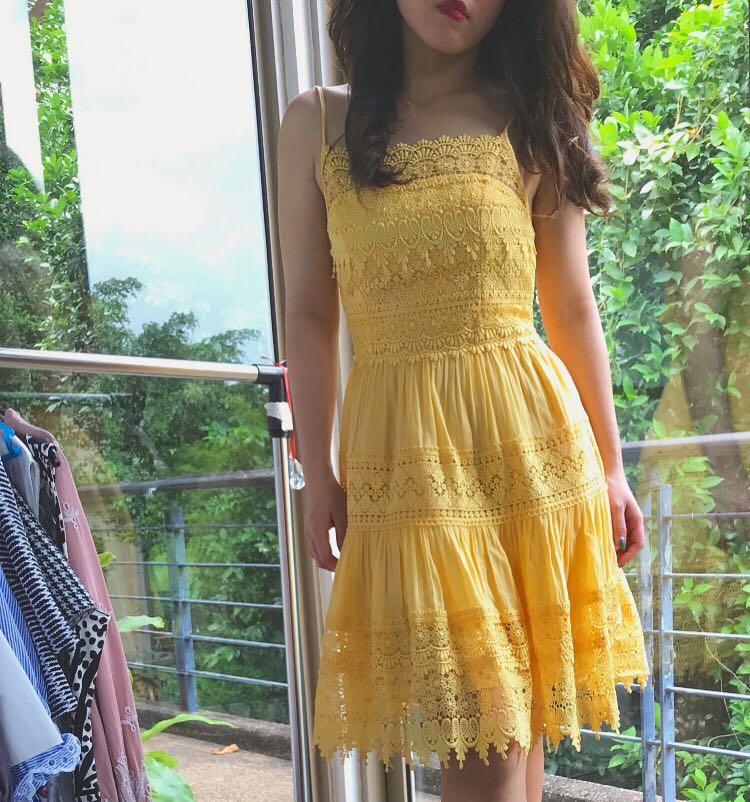 yellow summer clothes