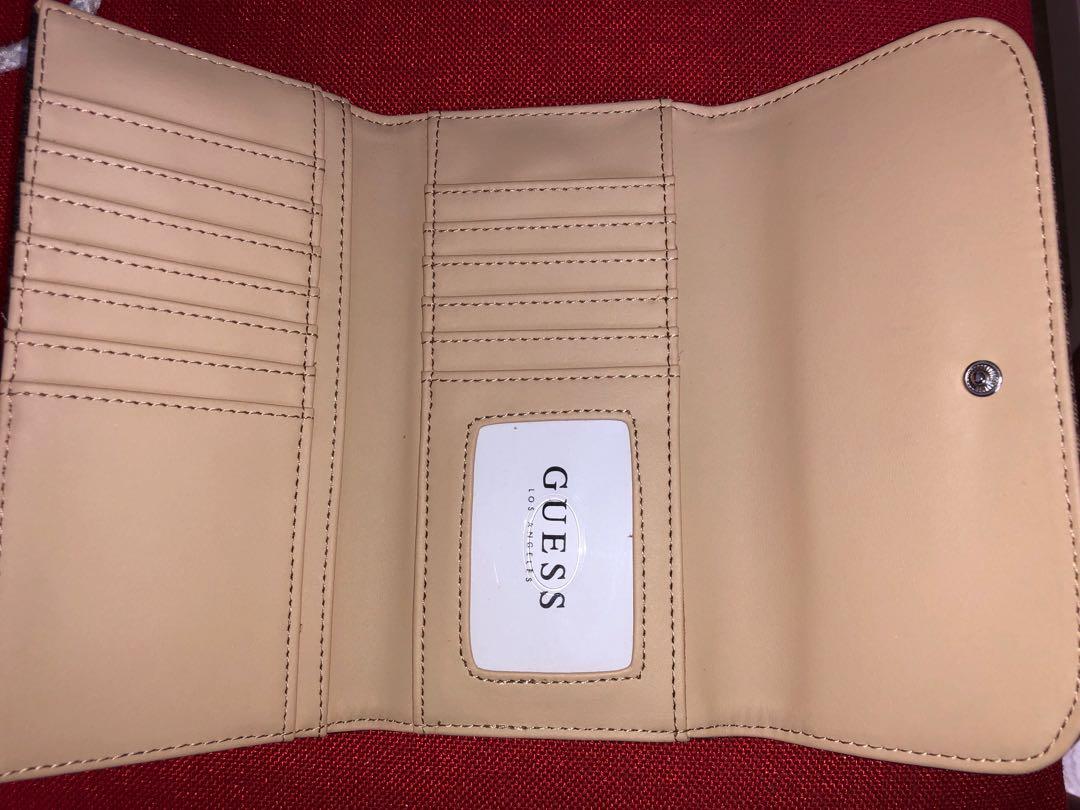 Guess Purse, Women's Fashion, Bags & Wallets, Purses & Pouches on Carousell