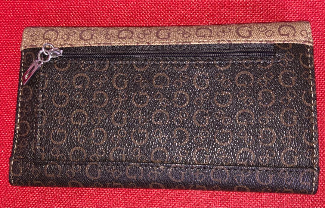 Guess Purse, Women's Fashion, Bags & Wallets, Purses & Pouches on Carousell