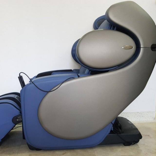 Like New Osim Udivine Os 808 Massage Chair Furniture Tables