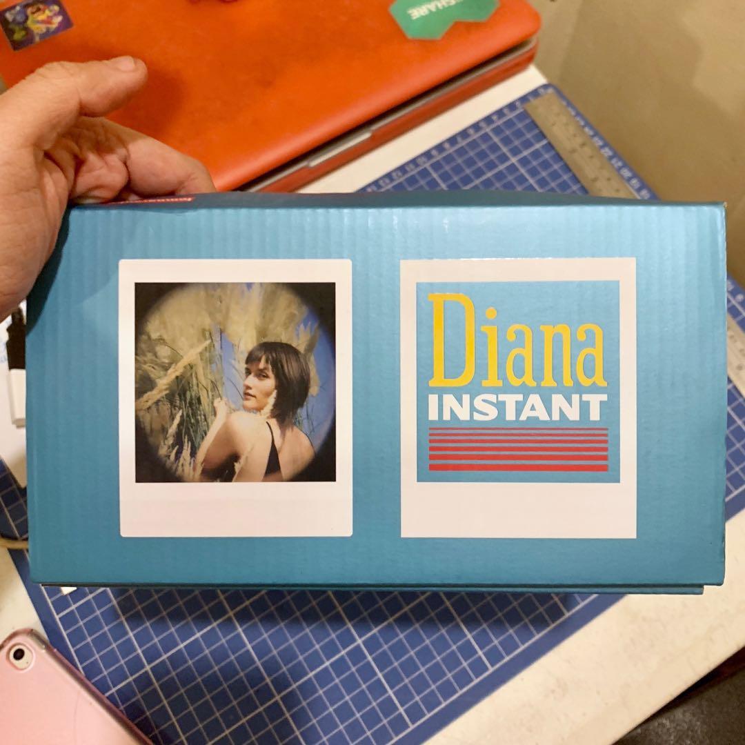 Lomography Diana Instant Square camera (Category: Cameras) located in Quezon City. Submitted by buzzlightyear182 (Listing ID 214993493, Image 2). Description: .