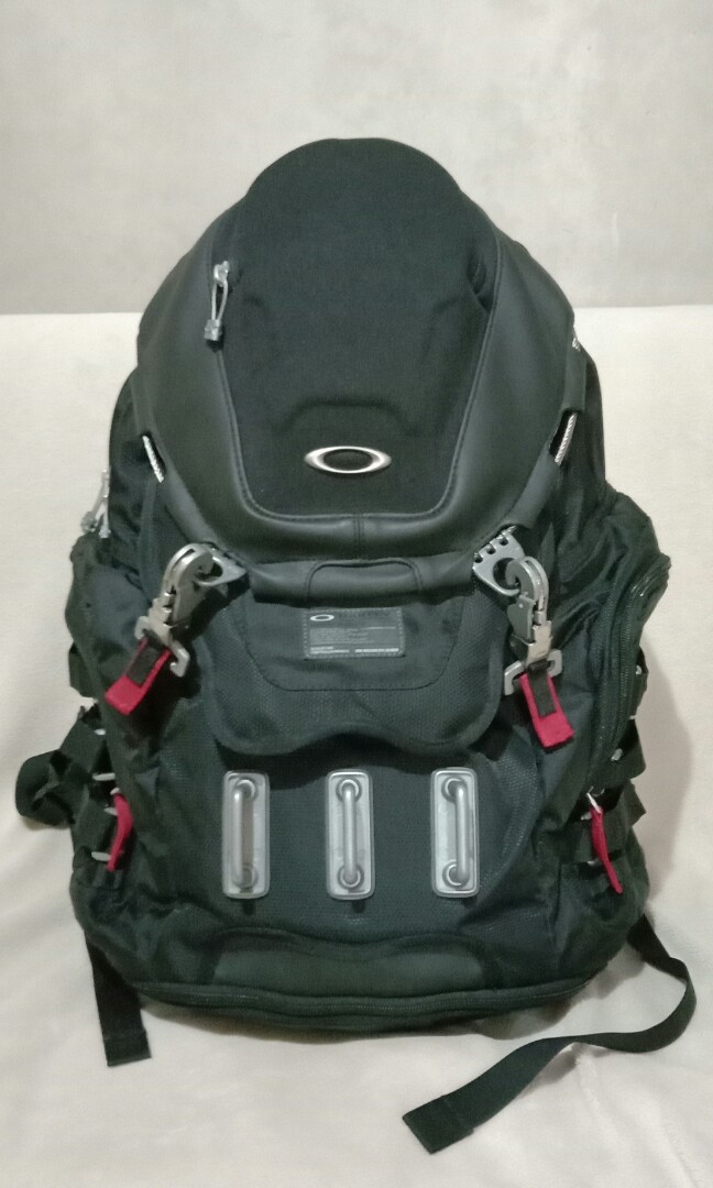 oakley tactical field gear backpack